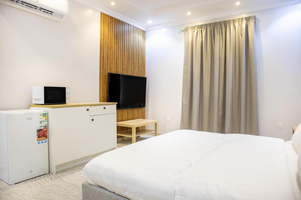 Luxurious Family Apartments 15Mins Drive To Al-Masjid Nabawi - Nozol Noor 4 Medina Bagian luar foto