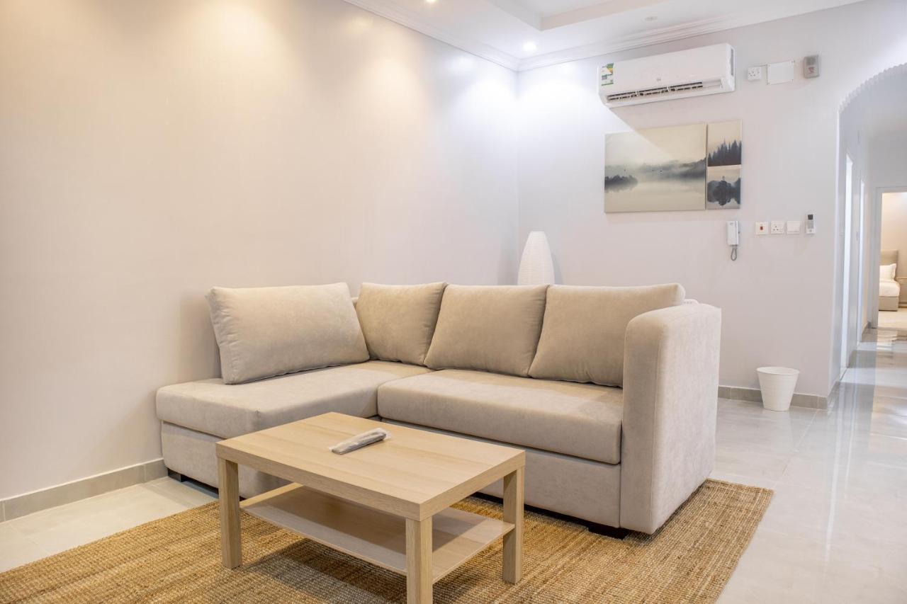 Luxurious Family Apartments 15Mins Drive To Al-Masjid Nabawi - Nozol Noor 4 Medina Bagian luar foto